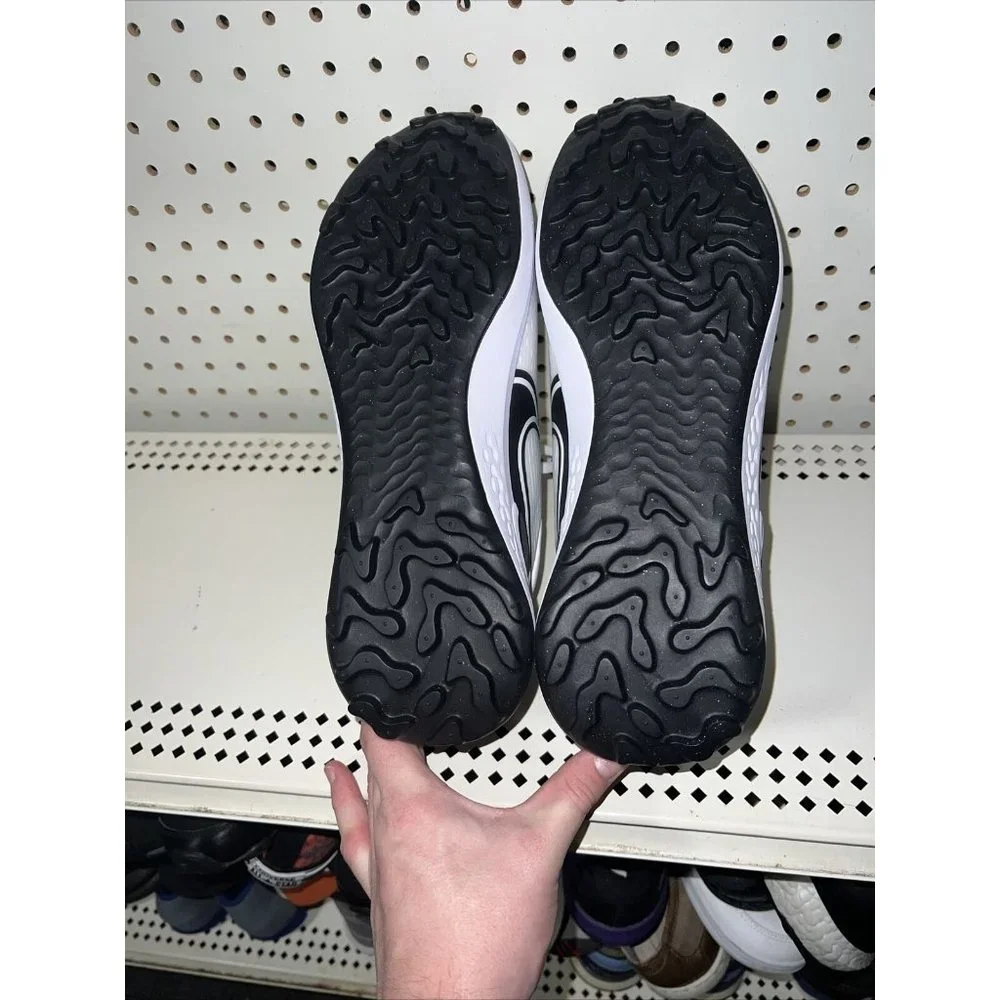 Nike White and Black Men's Athletic Shoes